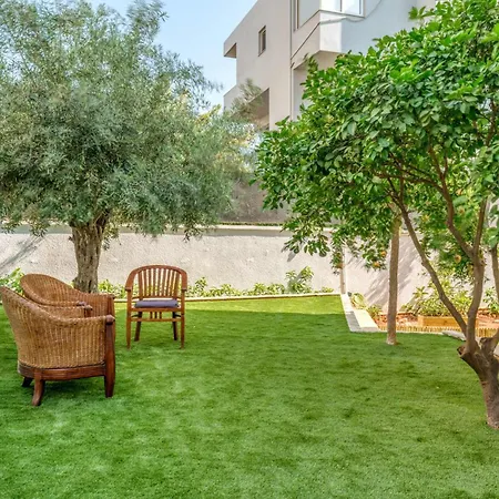 Voula Luxury Modern Living 1 Bd Apt With Garden Villa